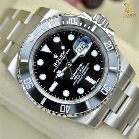 dong hồ submariner